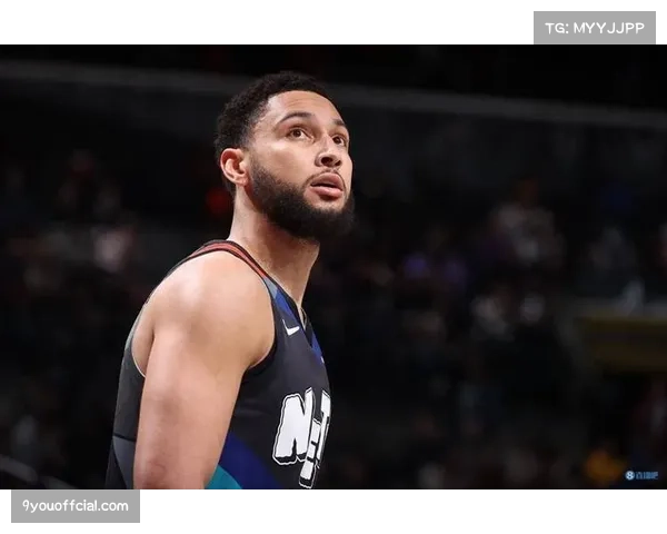 官方声明：本-西蒙斯成功接受背部微创手术，归期未定